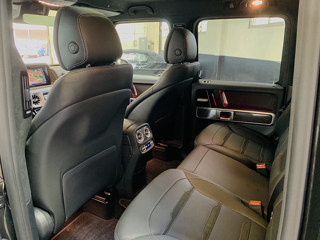 mercedes suv rental back row