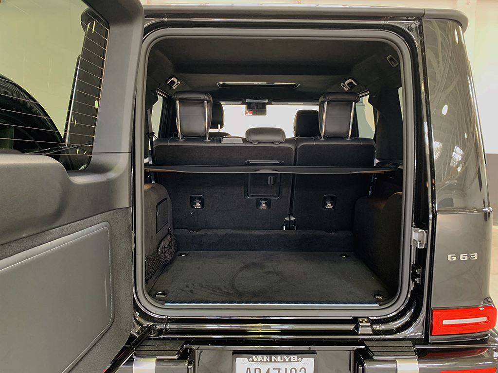 mercedes suv rental trunk