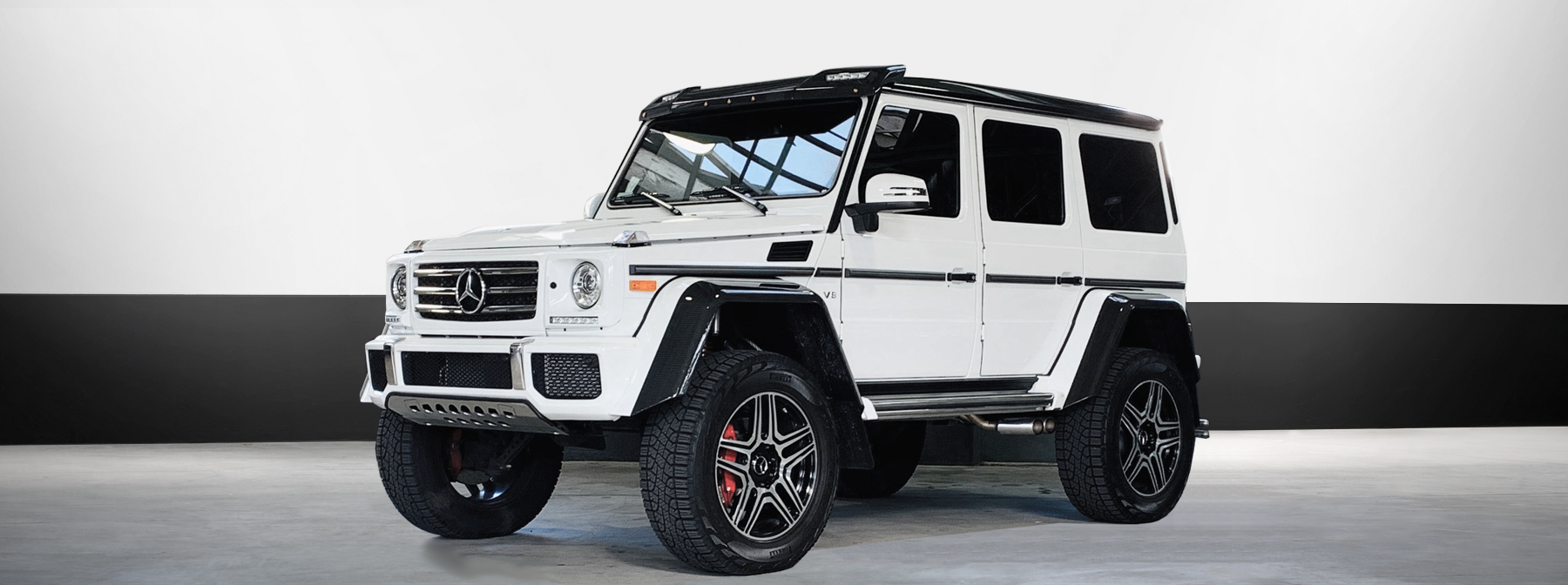 Mercedes 4x4 Squared rental in white